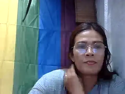 juicycum069 online show from June 17, 2026, 8:03 am