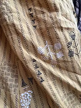 modelnishu online show from February 19, 2026, 2:41 am