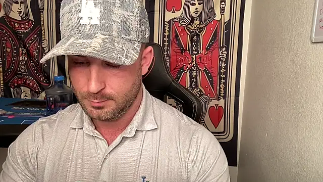 brettmycles28 online show from February 3, 2026, 12:54 am