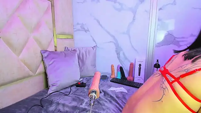 Allisonts69 online show from February 24, 2026, 4:46 am