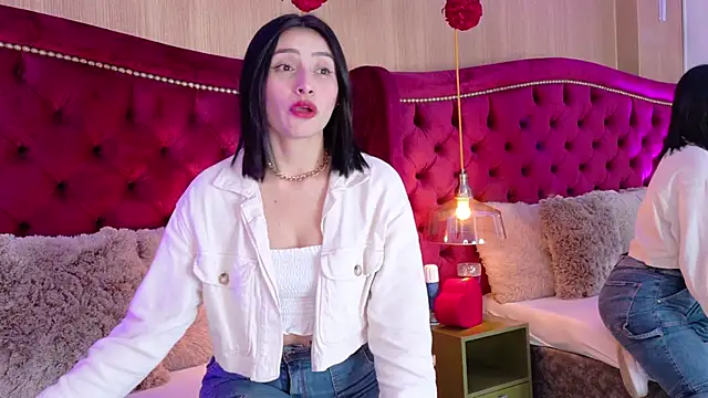 Snapshot of ZaraGold chatting on February 15, 2026, 3:51 am ZaraGold online show from February 15, 2026, 3:51 am