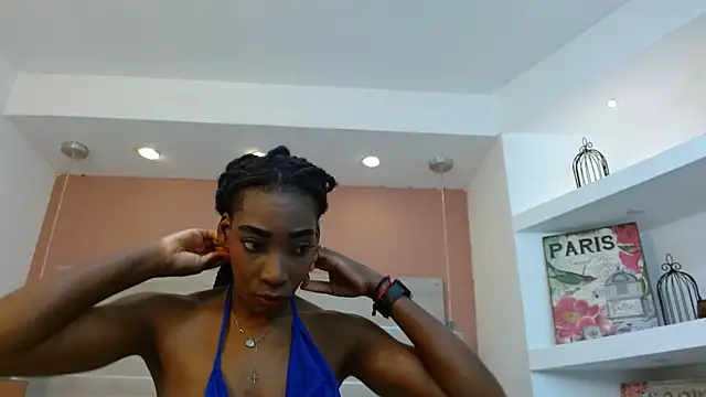 AlexandraCambell online show from May 1, 2026, 7:41 pm