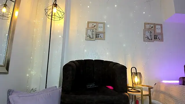 Snapshot of mystic_carito chatting on February 12, 2026, 9:03 pm mystic carito online show from February 12, 2026, 9:03 pm