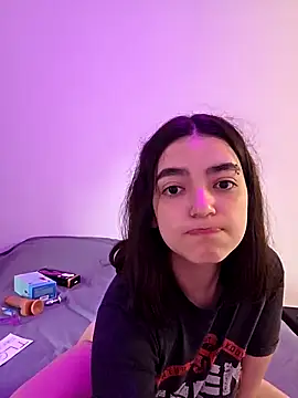 Snapshot of abrilour chatting on April 5, 2026, 9:10 pm abrilour online show from April 5, 2026, 9:10 pm