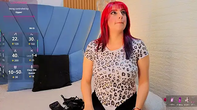 angel  red  online show from September 19, 2025, 2:26 am