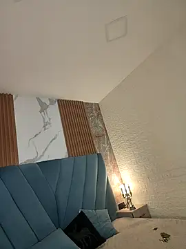 angel  red  online show from October 10, 2025, 3:18 am