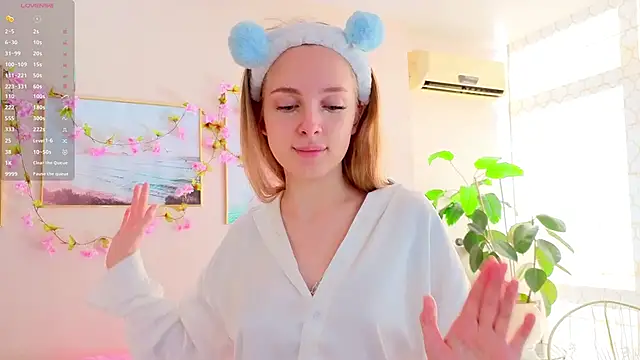 CindyGreen online show from September 11, 2025, 6:46 am