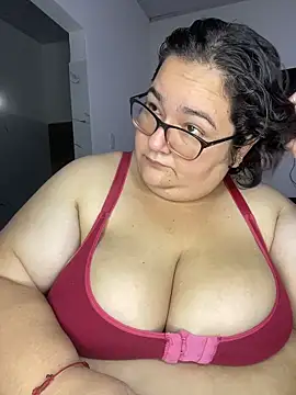 Mariana cooper 07 online show from January 5, 2026, 5:38 pm