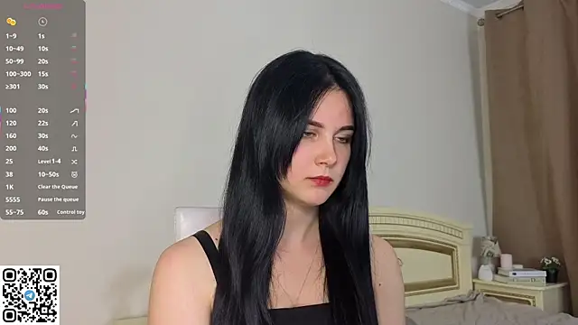 EnricaElis online show from October 2, 2025, 8:01 pm