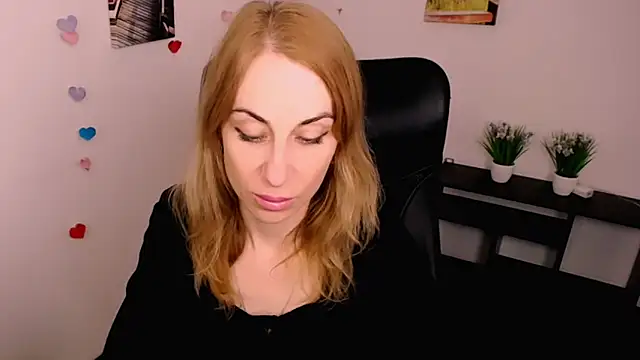 Create your own sun online show from October 5, 2025, 1:46 pm