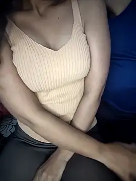 Snapshot of HOTSEXY_KAVYA chatting on January 5, 2026, 5:49 pm HOTSEXY KAVYA online show from January 5, 2026, 5:49 pm