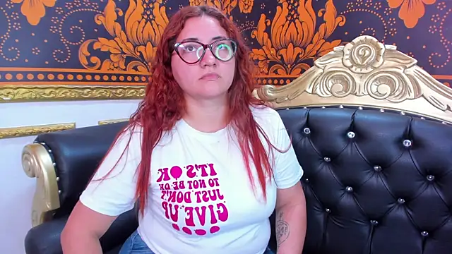 mishell lovely online show from September 9, 2025, 12:25 pm