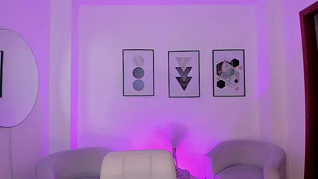 Beverly johnson online show from November 28, 2025, 3:50 am