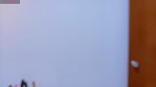 Snapshot of evvaa_moon69 chatting on August 4, 2026, 12:31 pm evvaa moon69 online show from August 4, 2026, 12:31 pm