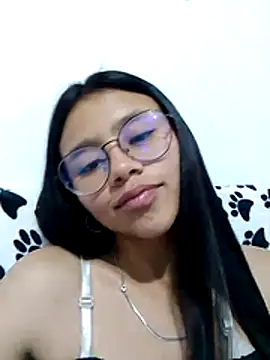 SofieLove 01 online show from April 26, 2026, 8:55 am