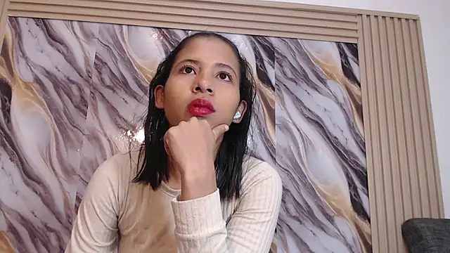 Samantha Fox69  online show from April 24, 2026, 1:51 am