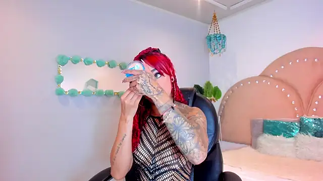 salem rose online show from October 13, 2025, 8:10 pm