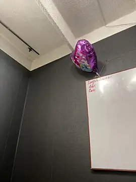 JuliethaDemon  online show from October 16, 2025, 1:19 pm