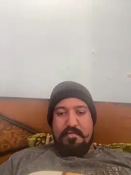 Snapshot of milf_banger121 chatting on February 14, 2026, 6:35 am milf banger121 online show from February 14, 2026, 6:35 am