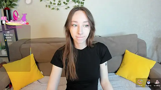 Miche1le Allenne online show from November 4, 2025, 1:09 am