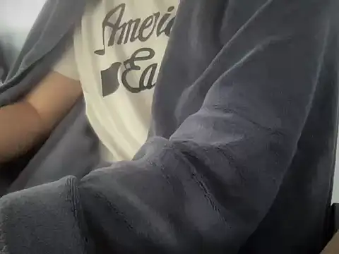 Kumamon518 online show from December 22, 2025, 8:03 am