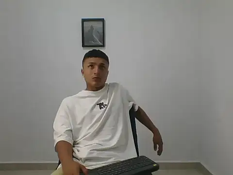 yissus 20  online show from April 8, 2026, 6:09 pm