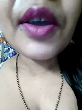 Sofia-ex online show from July 19, 2026, 5:49 am
