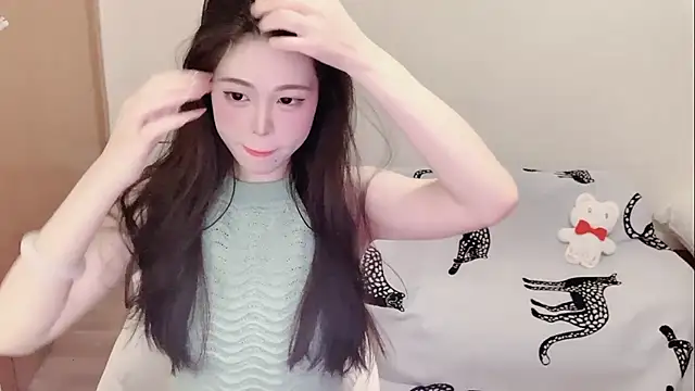 Snapshot of iukoi-77yo chatting on February 20, 2026, 11:45 am iukoi-77yo online show from February 20, 2026, 11:45 am