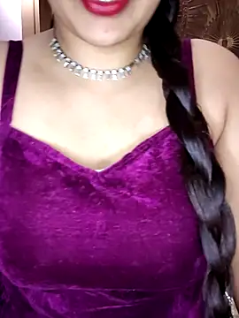 annanya01 online show from October 4, 2025, 12:17 pm