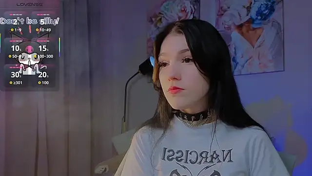 Sophie SkyAngel online show from November 6, 2025, 9:08 pm