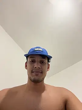 Snapshot of BAGHEERAPGG chatting on October 28, 2025, 10:20 pm BAGHEERAPGG online show from October 28, 2025, 10:20 pm