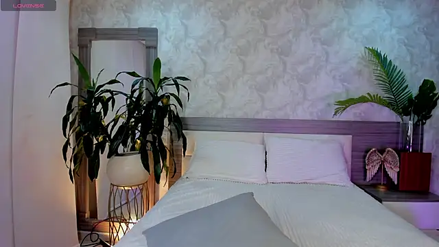 Alaiaguerra online show from July 30, 2026, 7:46 pm