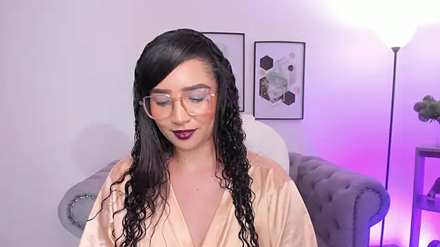 Sharon breezee online show from November 16, 2025, 3:55 am