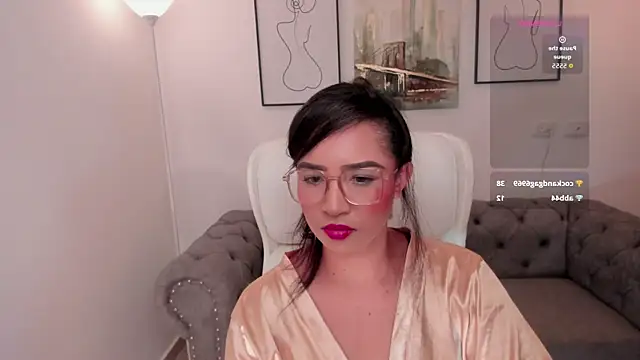 Sharon breezee online show from November 9, 2025, 2:26 am