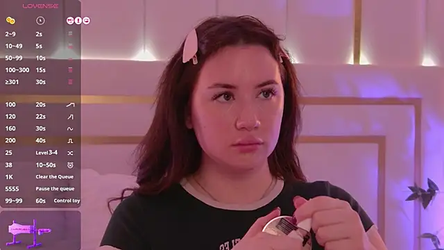 MeganStrain online show from November 20, 2025, 3:18 am