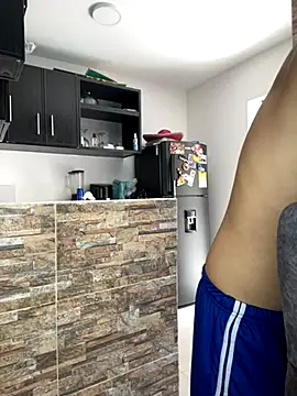 enzo vittale03  online show from October 12, 2025, 5:36 pm