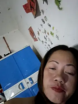 SweetASS6969 online show from September 22, 2025, 3:18 pm