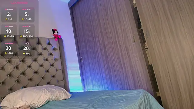 dreamsussi online show from September 27, 2025, 3:12 am