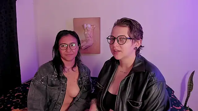 CrazyCakes  online show from December 21, 2025, 3:41 am