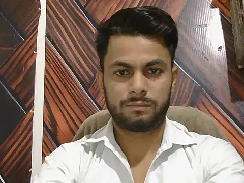 ursdreamperson online show from May 2, 2026, 12:49 am