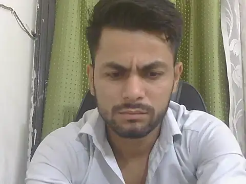 ursdreamperson online show from June 20, 2026, 1:21 am