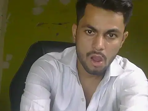 ursdreamperson online show from July 22, 2026, 1:24 pm