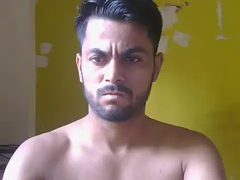ursdreamperson online show from June 18, 2026, 1:48 am