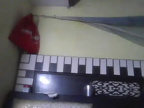 ursdreamperson online show from December 21, 2025, 5:09 am