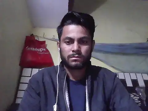 ursdreamperson online show from November 20, 2025, 2:45 am