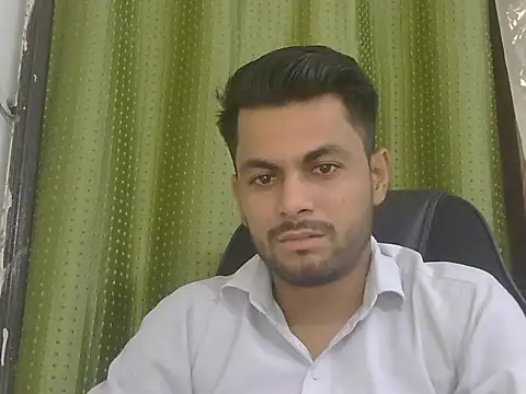 ursdreamperson online show from July 21, 2026, 12:57 am