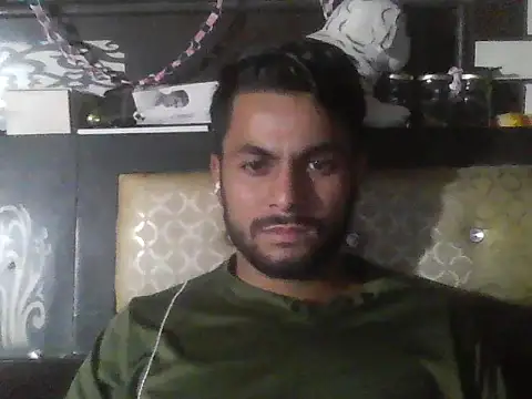 ursdreamperson online show from November 10, 2025, 1:16 pm