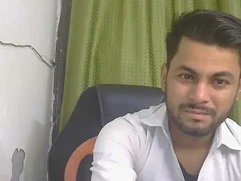 ursdreamperson online show from July 29, 2026, 1:16 am