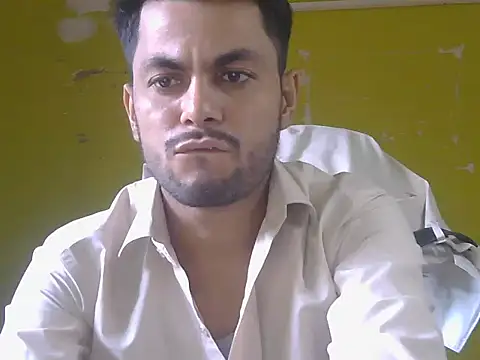 ursdreamperson online show from July 23, 2026, 1:58 am