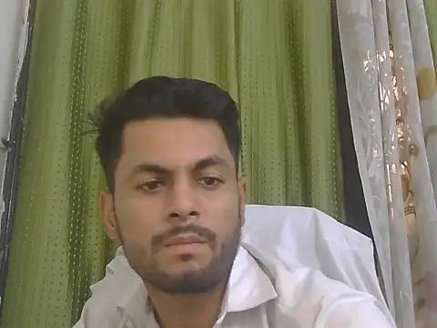 ursdreamperson online show from July 25, 2026, 1:13 am